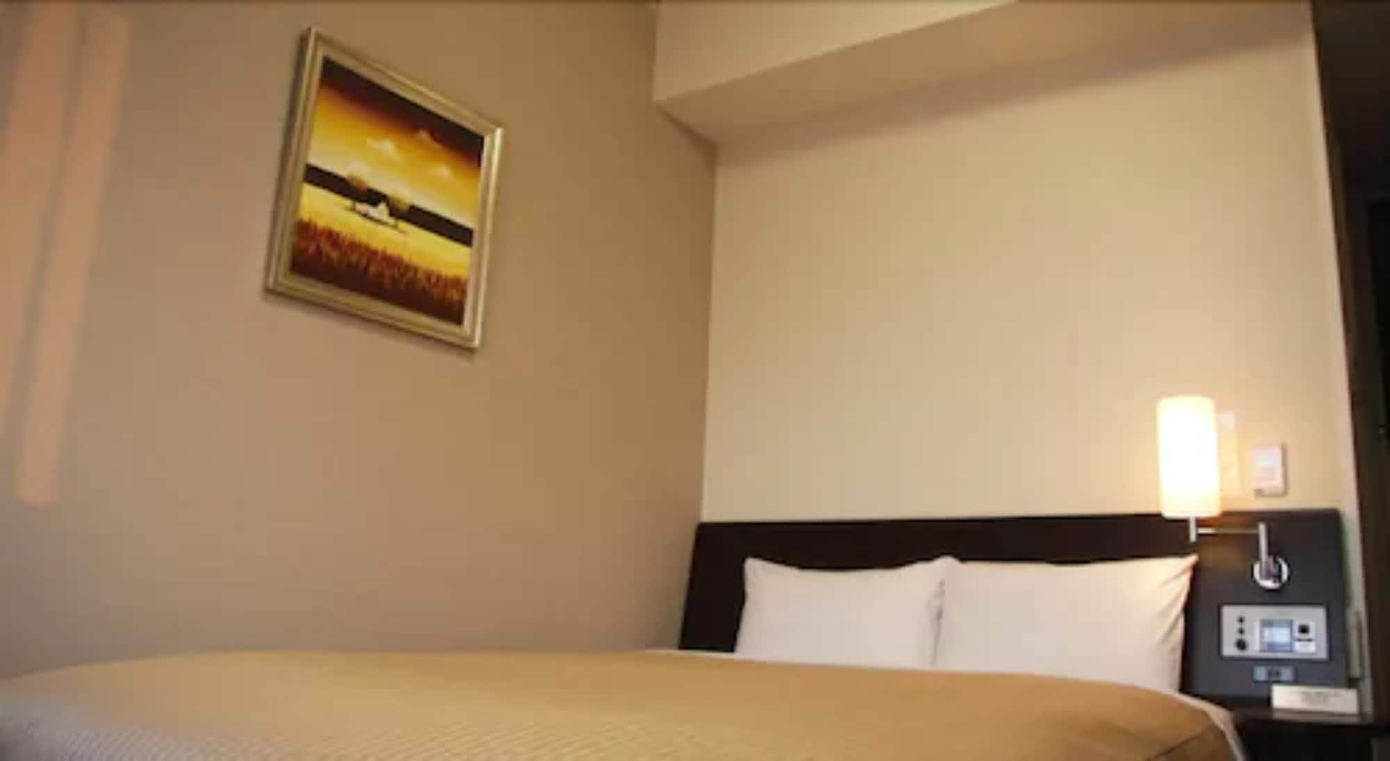 โรงแรม โรงแรมรูทอินน์ จูโอะ 3*