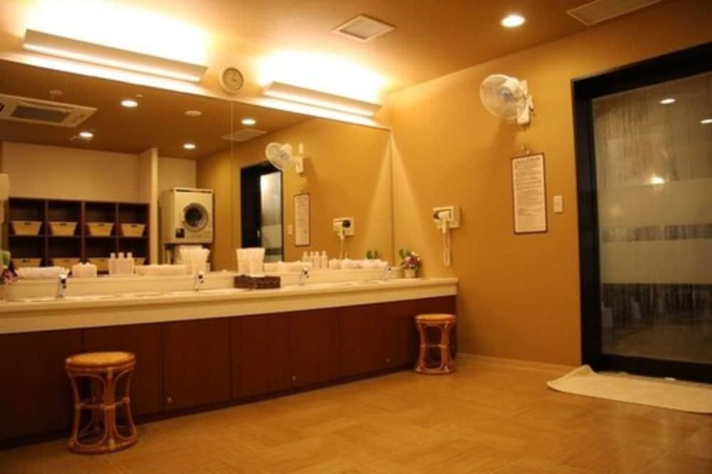 โรงแรมรูทอินน์ จูโอะ โรงแรม